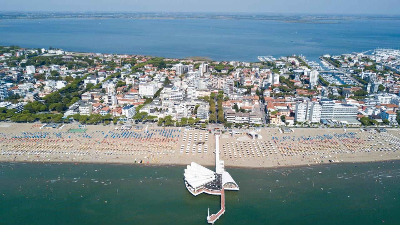 Villa Negri Lignano Sabbiadoro Exterior foto